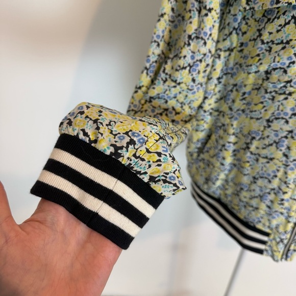 EQUIPMENT FEMME 100% Silk Floral Lined Bomber Jacket Full Zip Casual Comfort XS - Picture 4 of 11